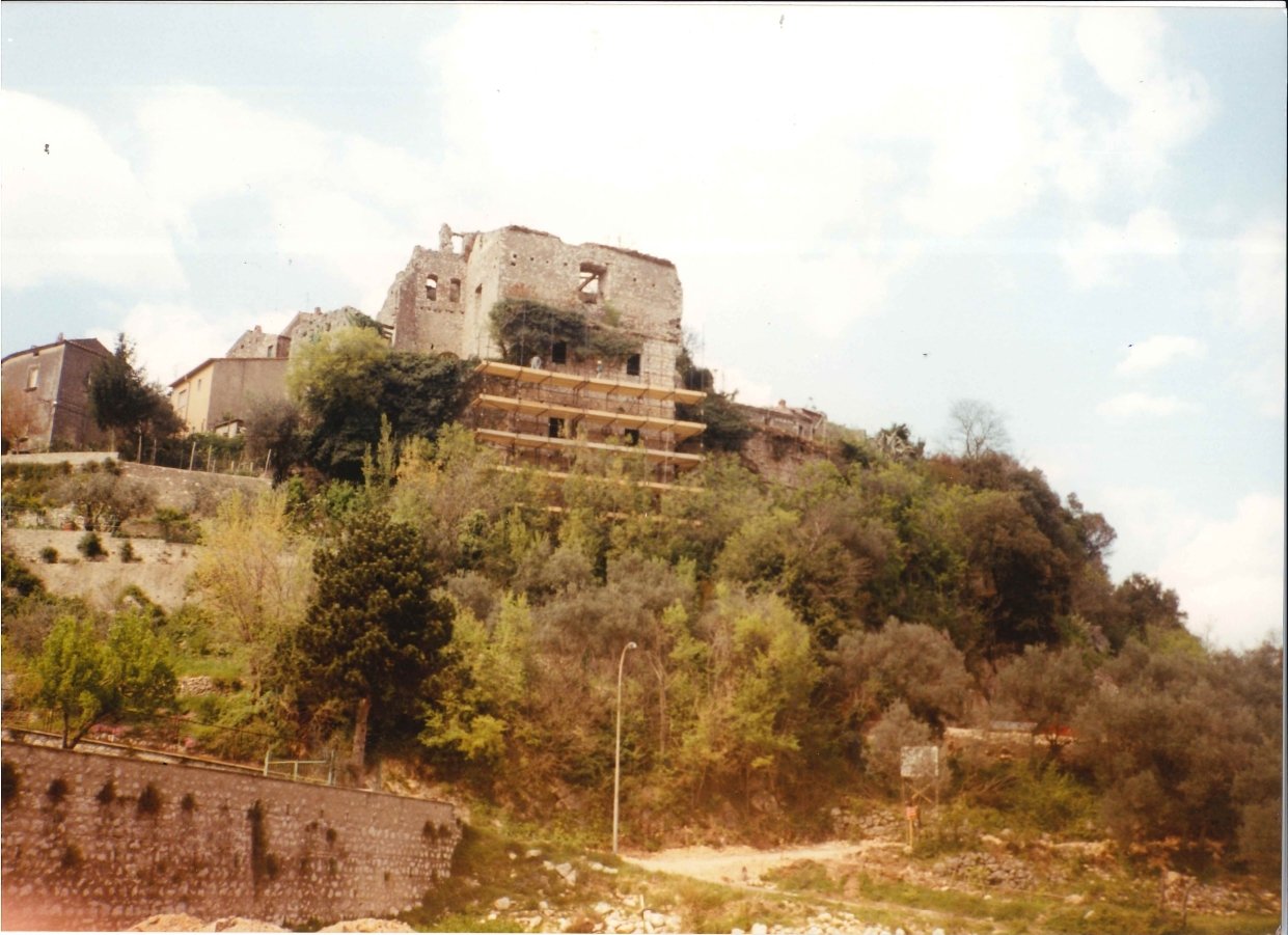 Impalcatura ricostruzione